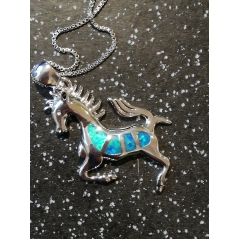 Pendentif cheval - bleu